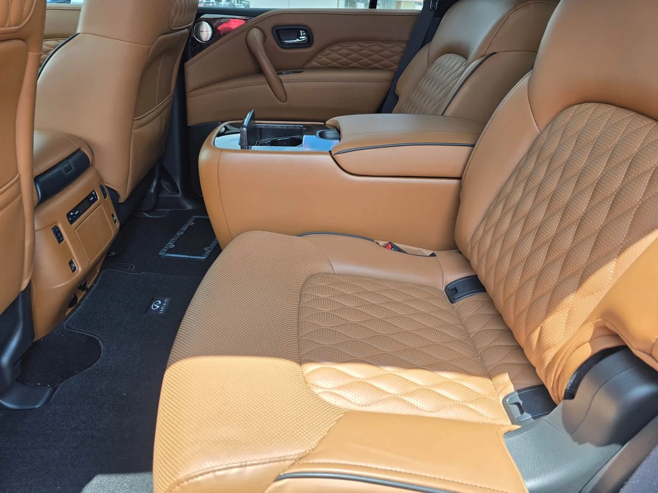 Certified Used 2024 Champagne Quartz INFINITI Sensory image 11