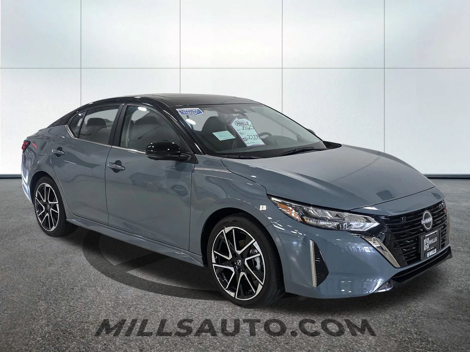2025 Nissan Sentra SR - Photo 10