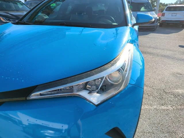 Used 2019 Blue Toyota XLE image 6