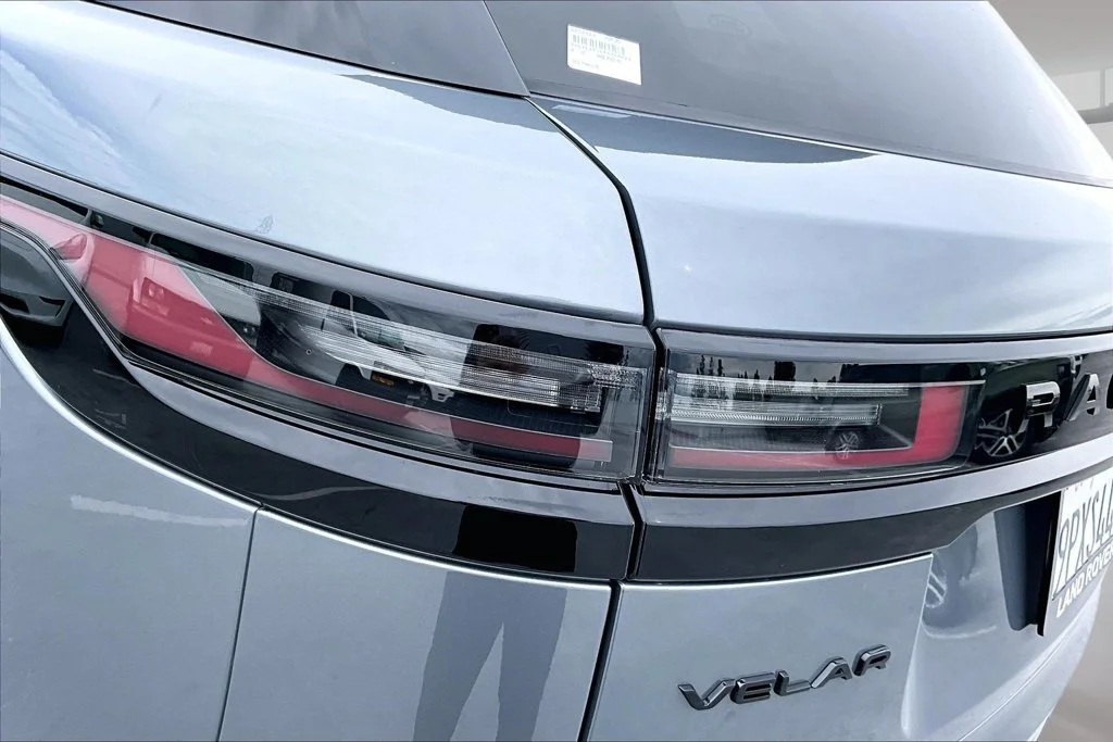 Certified Used 2024 Gray Land Rover Dynamic SE image 21