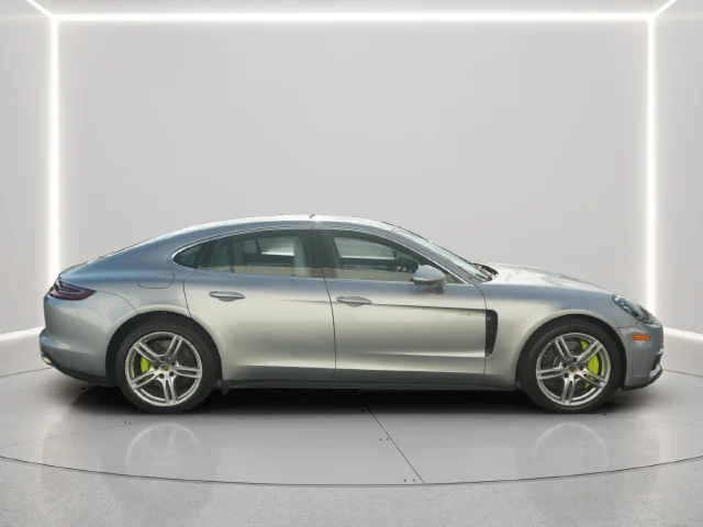 Used 2020 Silver Porsche 4 image 6