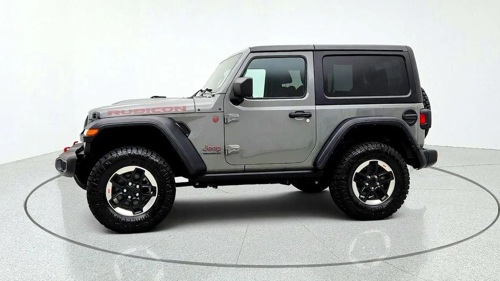 Used 2022 Sting-Gray Clearcoat Jeep Rubicon 4x4 w/ 8-Speed Auto & Black Wheels image 8