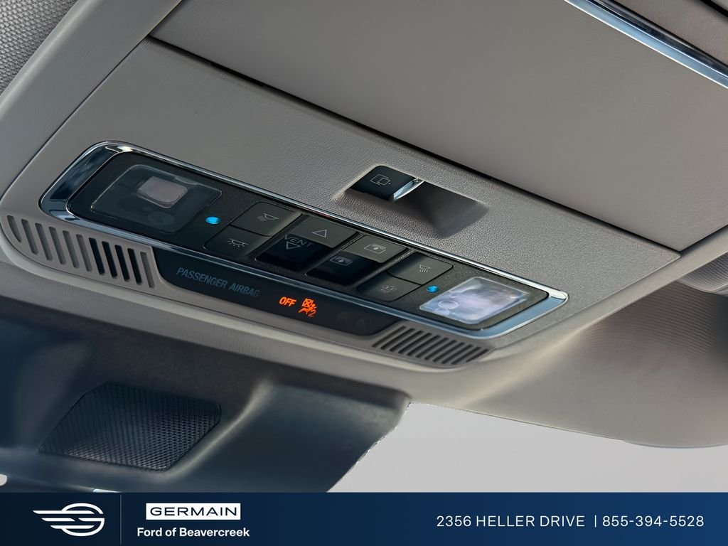 Used 2021  Ford Lariat image 23