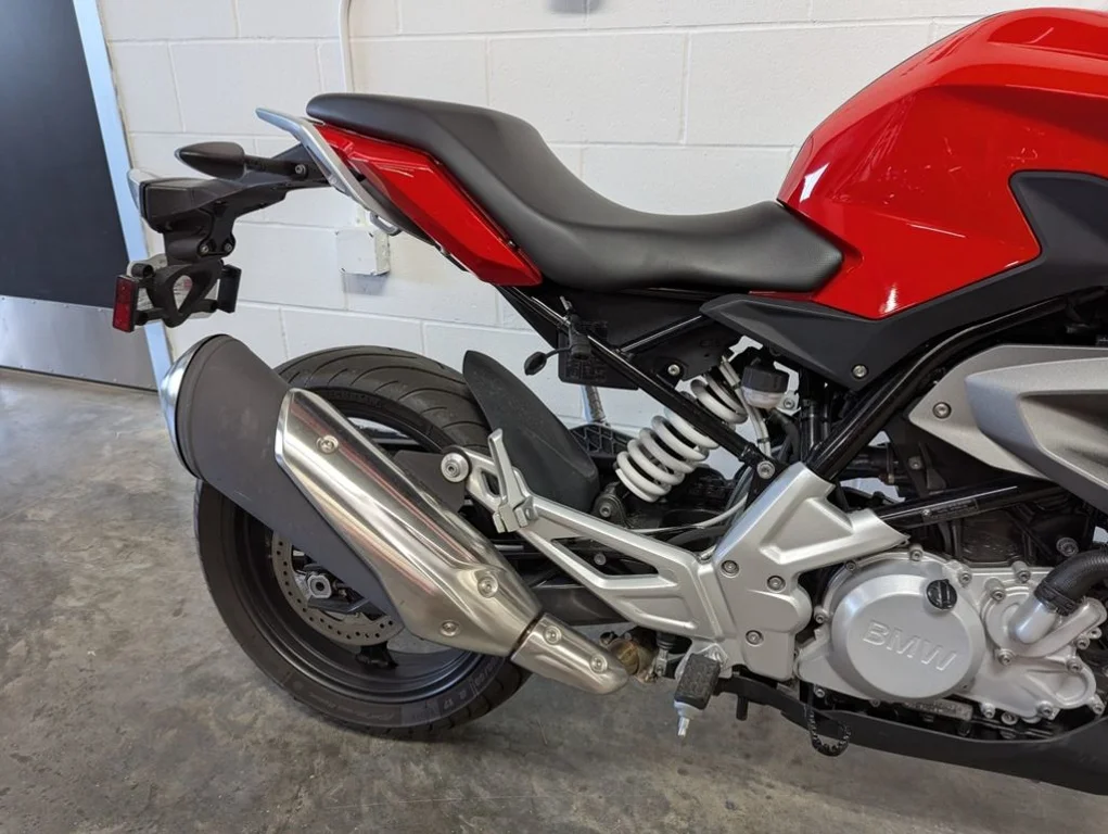 Used 2020 RACING RED BMW 310 R Racing Red image 7