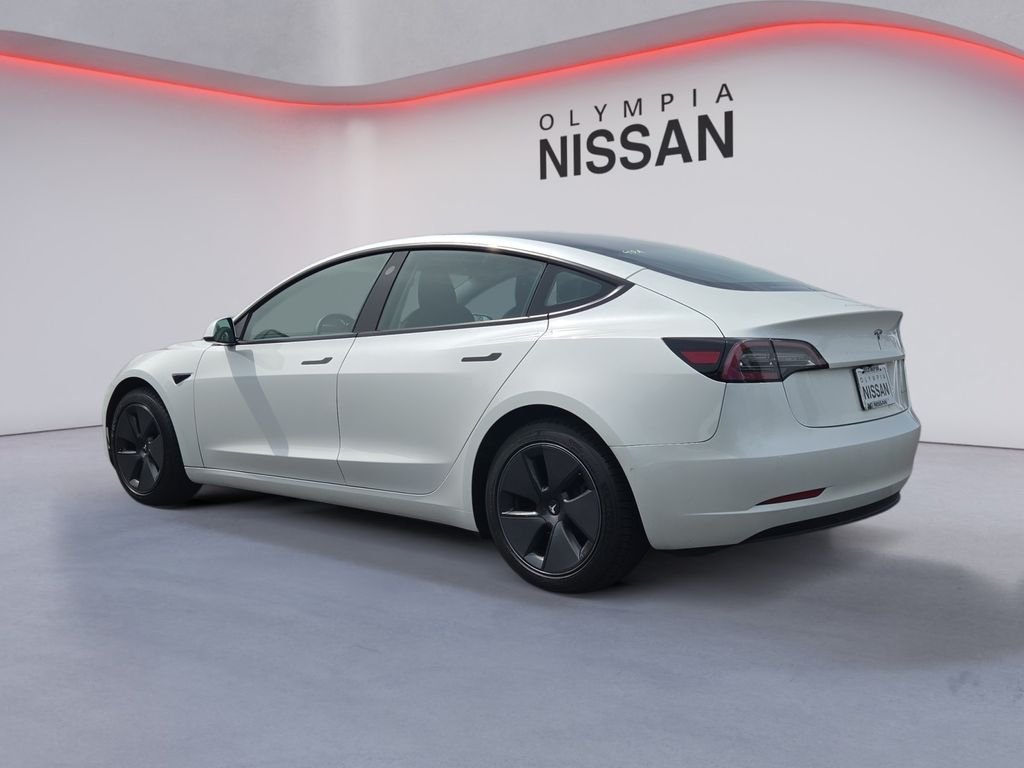 Used 2022 White Tesla Long Range image 3