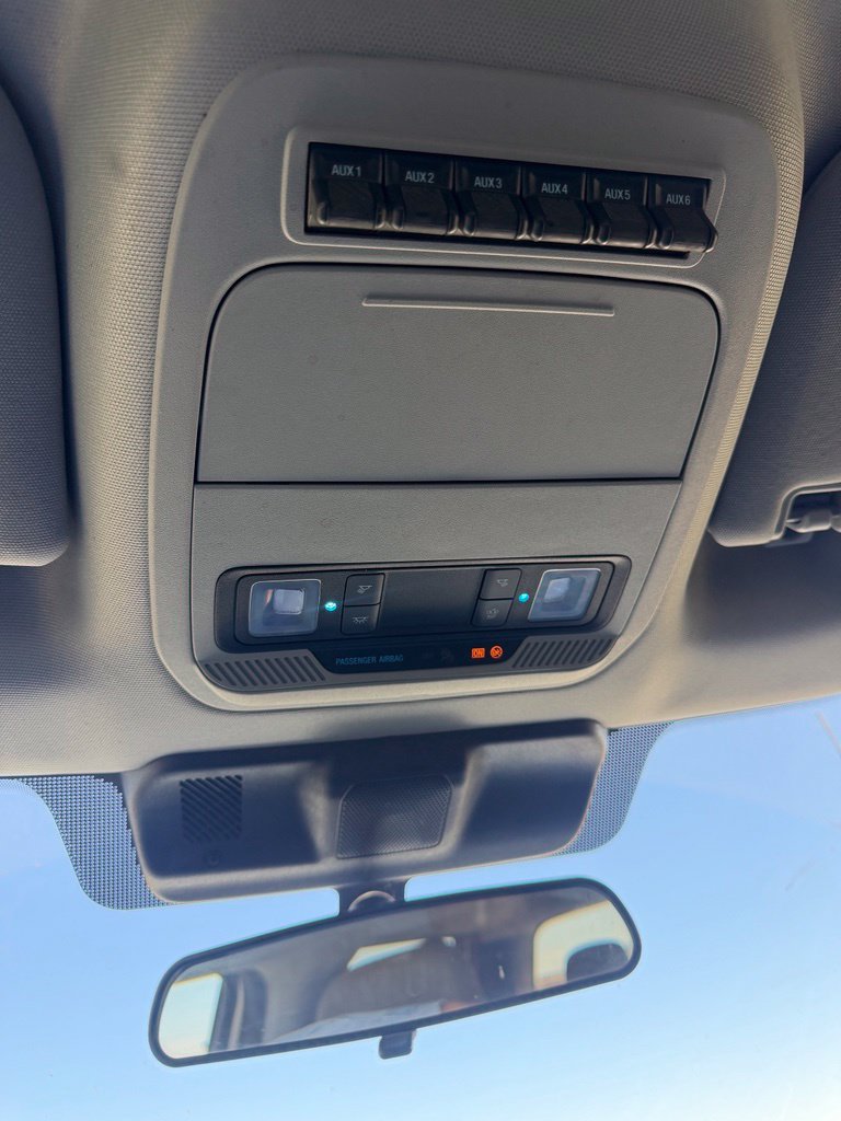 Used 2024 Oxford White Ford XLT image 17