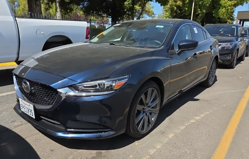 Used 2021 Blue Mazda Touring image 1