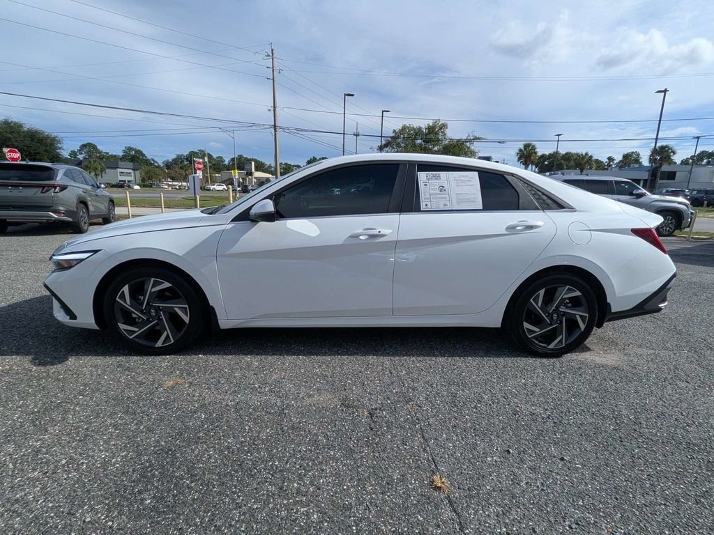 Used 2026 White Hyundai Limited image 8