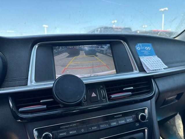 Used 2019 White Kia LX image 11