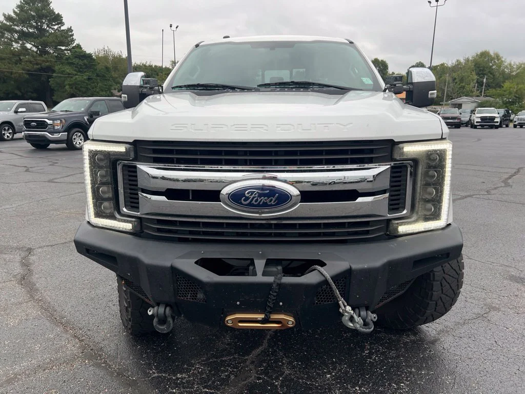 Used 2017 Oxford White Ford XLT image 7