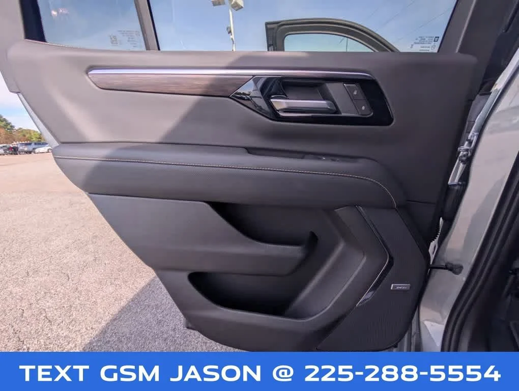 2025 Chevrolet Tahoe Premier - Photo 26