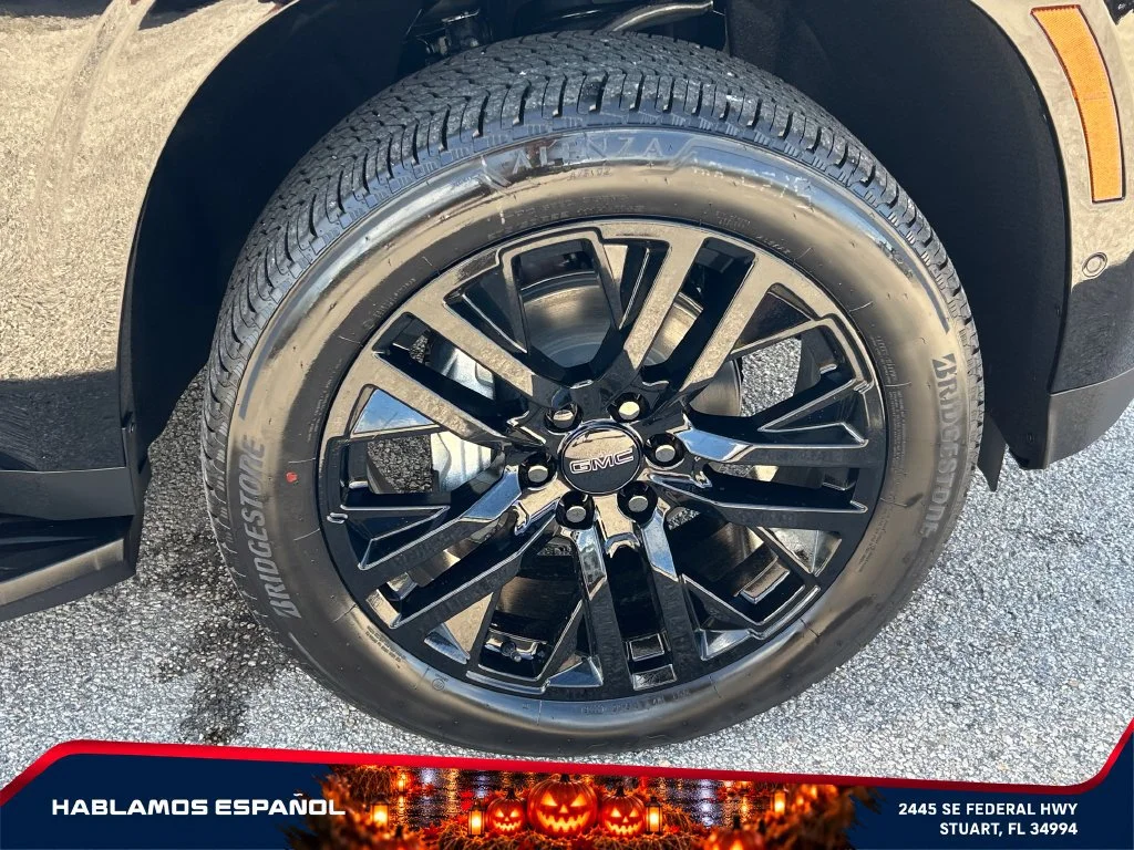 New 2026 Onyx Black GMC Elevation image 22