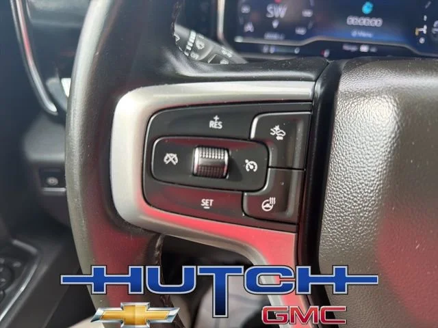 Used 2025 Summit White Chevrolet LT image 28