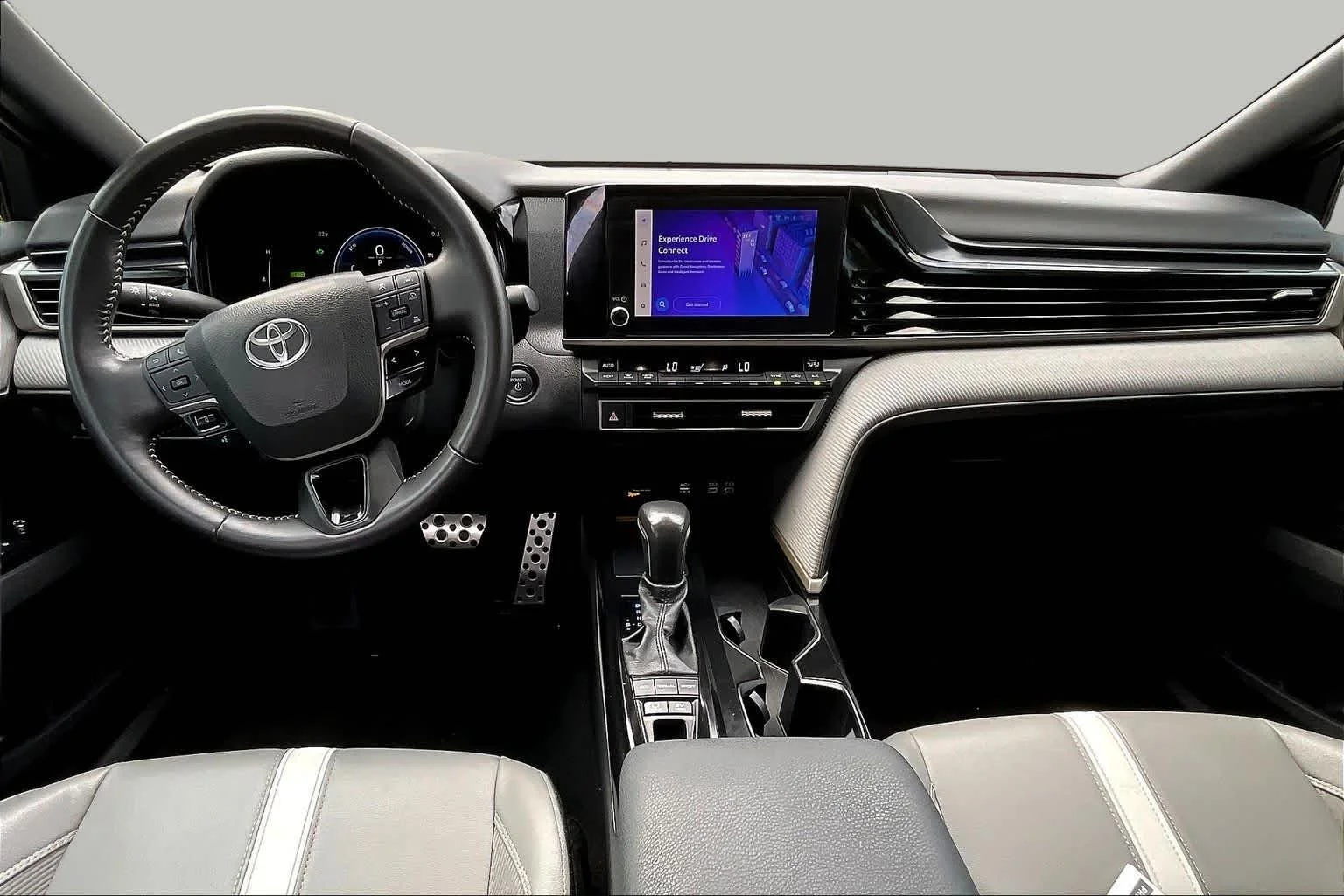 Used 2025 Underground Toyota SE image 15