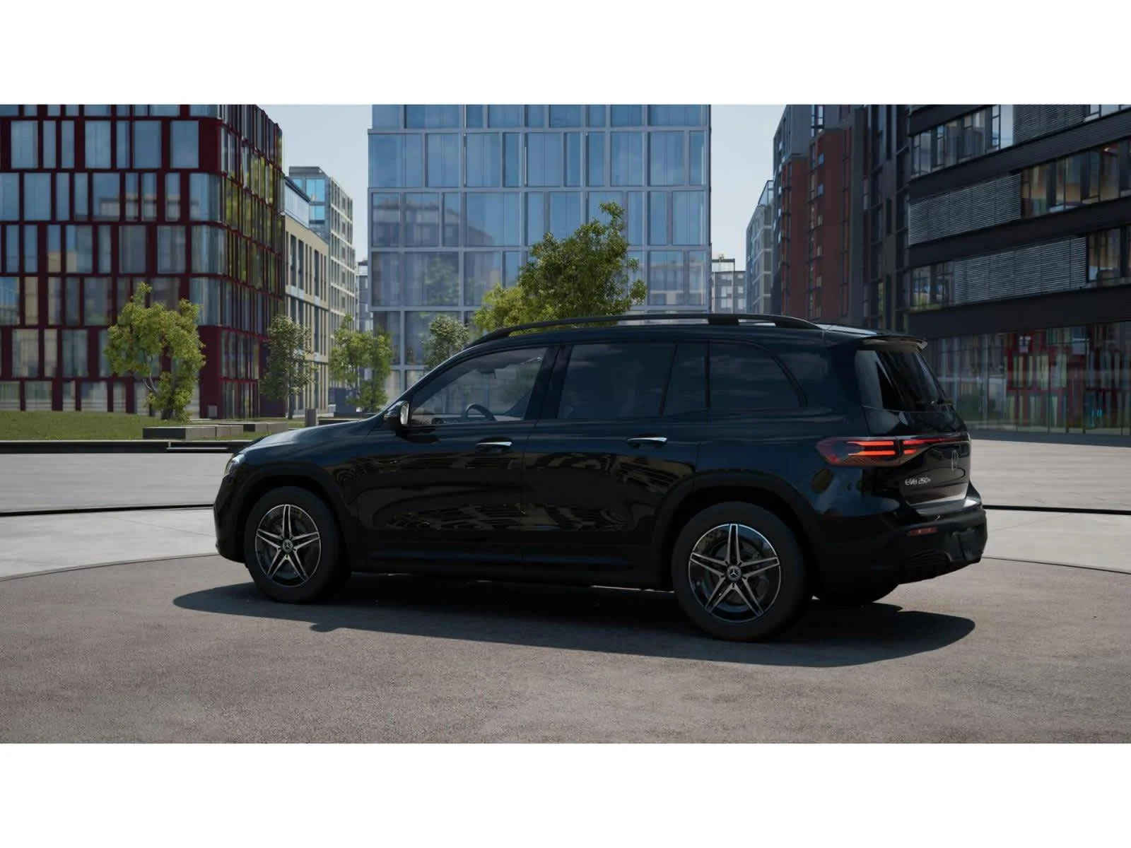 Used 2024 Night Black Mercedes-Benz EQB 250+ image 30