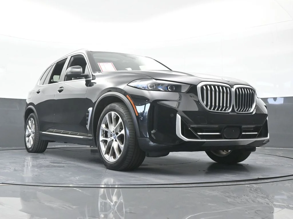 Used 2025 Black Sapphire Metallic BMW xDrive50e image 69