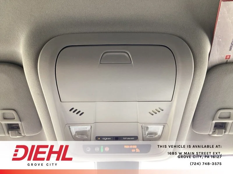 Used 2022 Red Chevrolet LT image 28