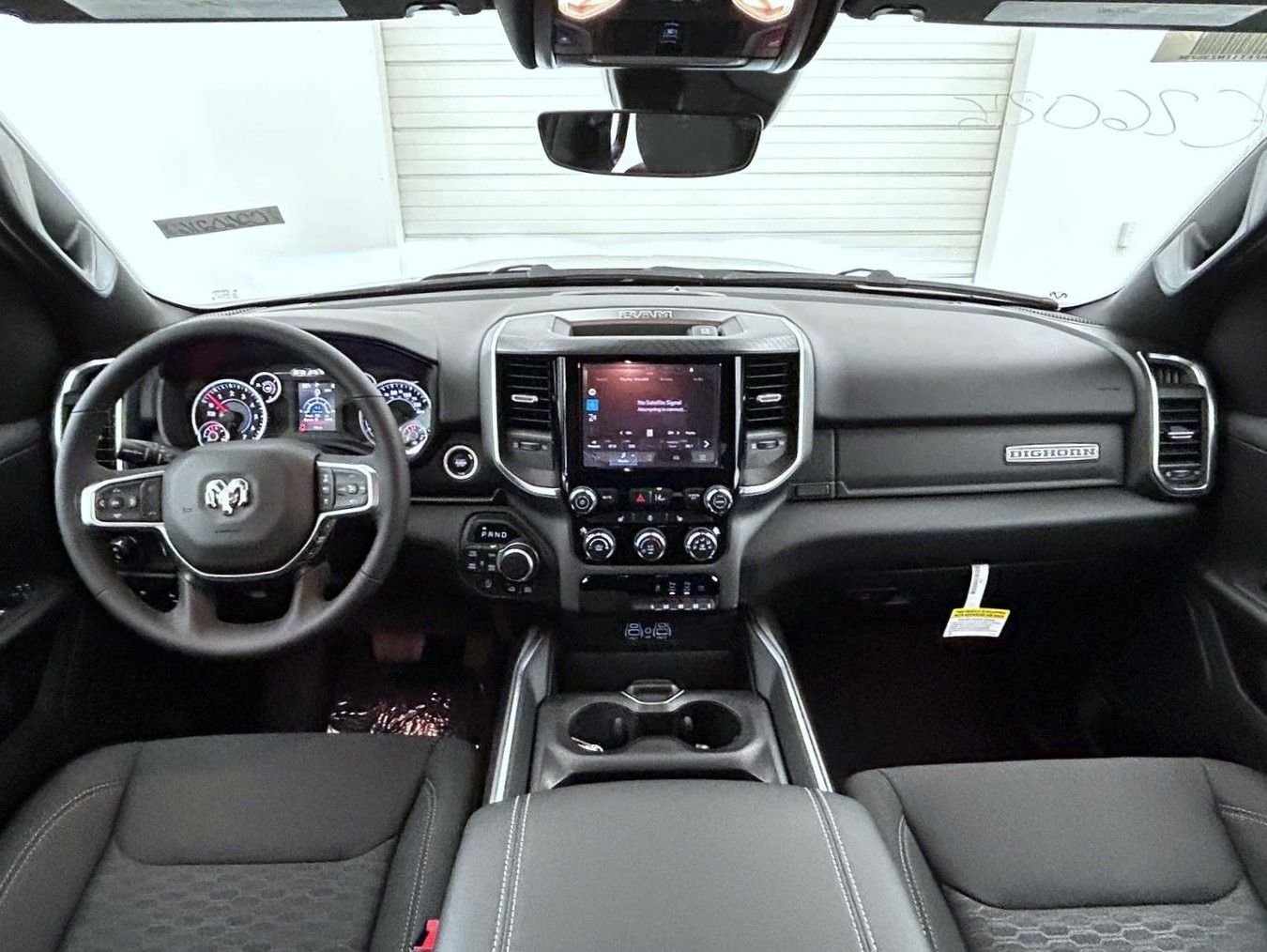 New 2026 Diamond Black Crystal Pearl-Coat Exterior Paint RAM Big Horn/Lone Star image 13