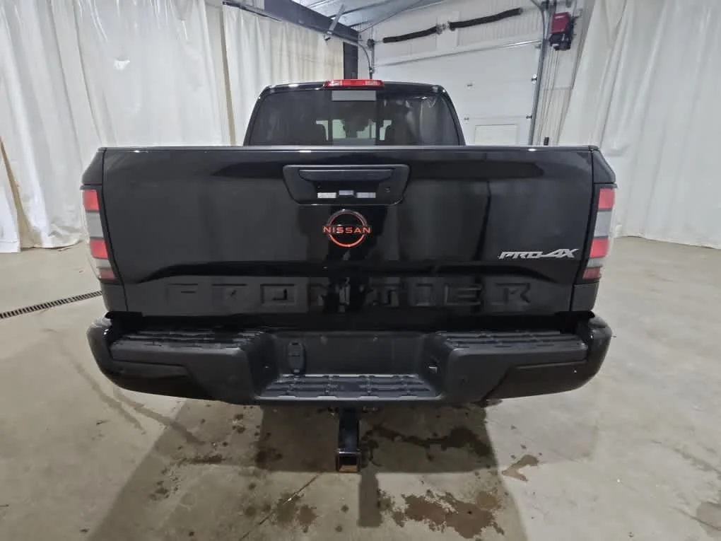 Used 2023 Super Black Nissan PRO-4X image 6