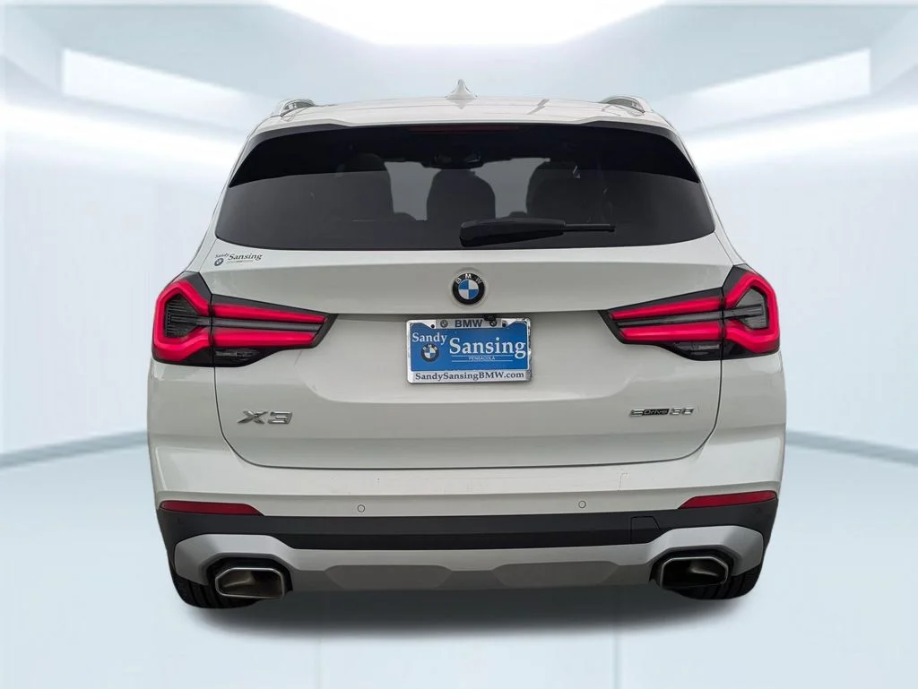 Used 2023 White BMW sDrive30i image 4