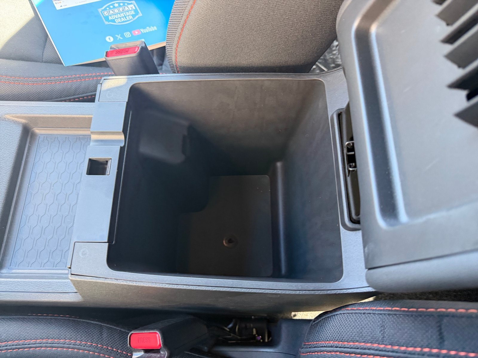Used 2024 Boulder Gray Pearl Nissan PRO-4X image 18