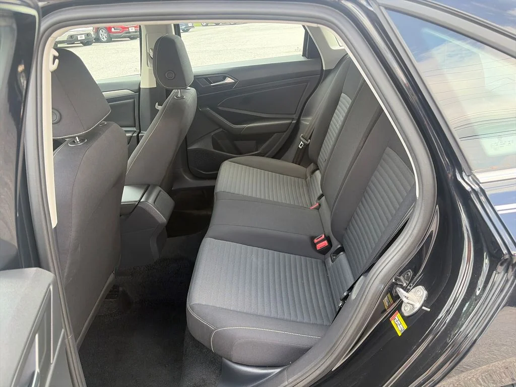 Used 2024 Black Volkswagen 1.5T S image 23