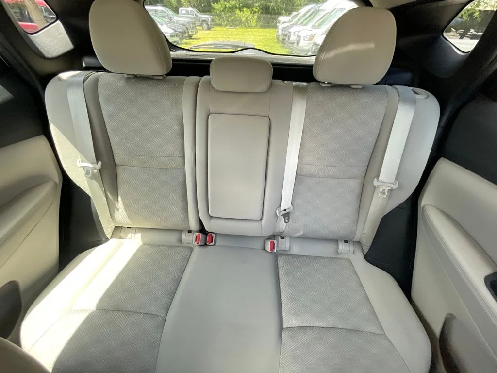 Used 2019 Caspian Blue Nissan SV image 9