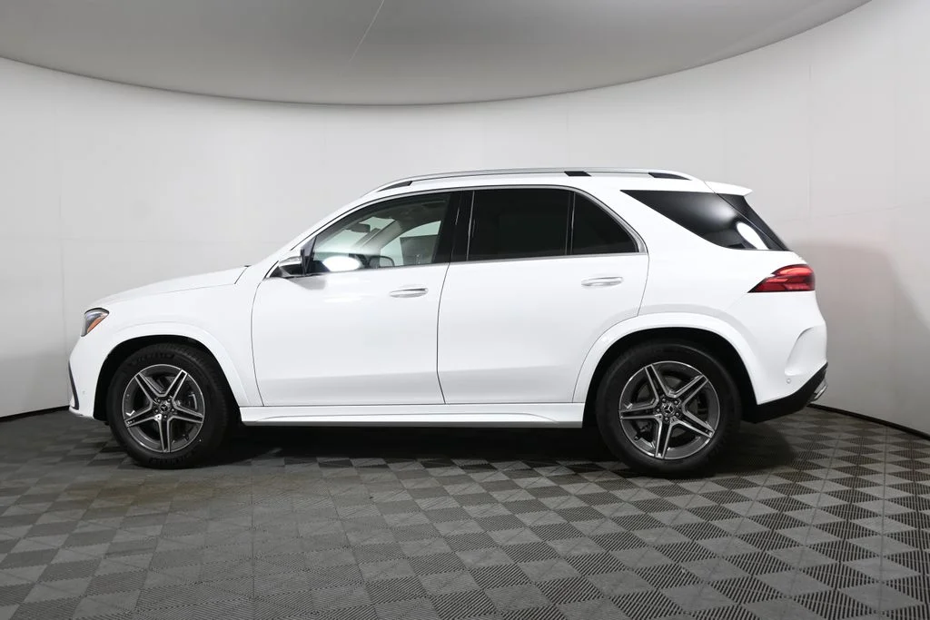 Used 2026 White Mercedes-Benz GLE 450 image 2