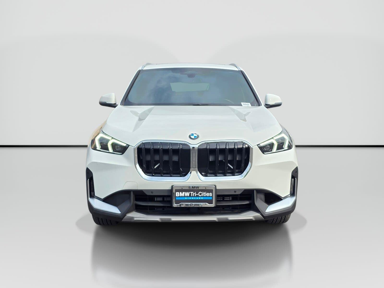 Certified Used 2023 Alpine White BMW xDrive28i image 6