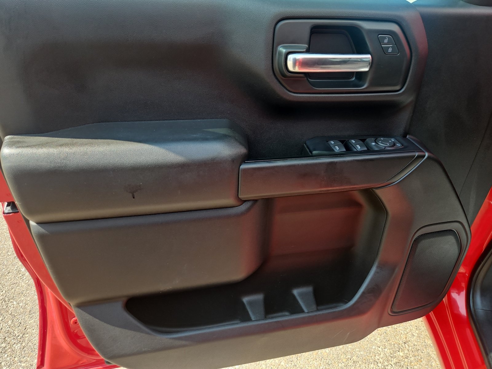 Used 2020 Red Chevrolet Custom image 24