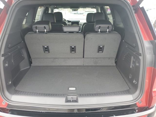 2025 GMC Acadia Denali - Photo 22