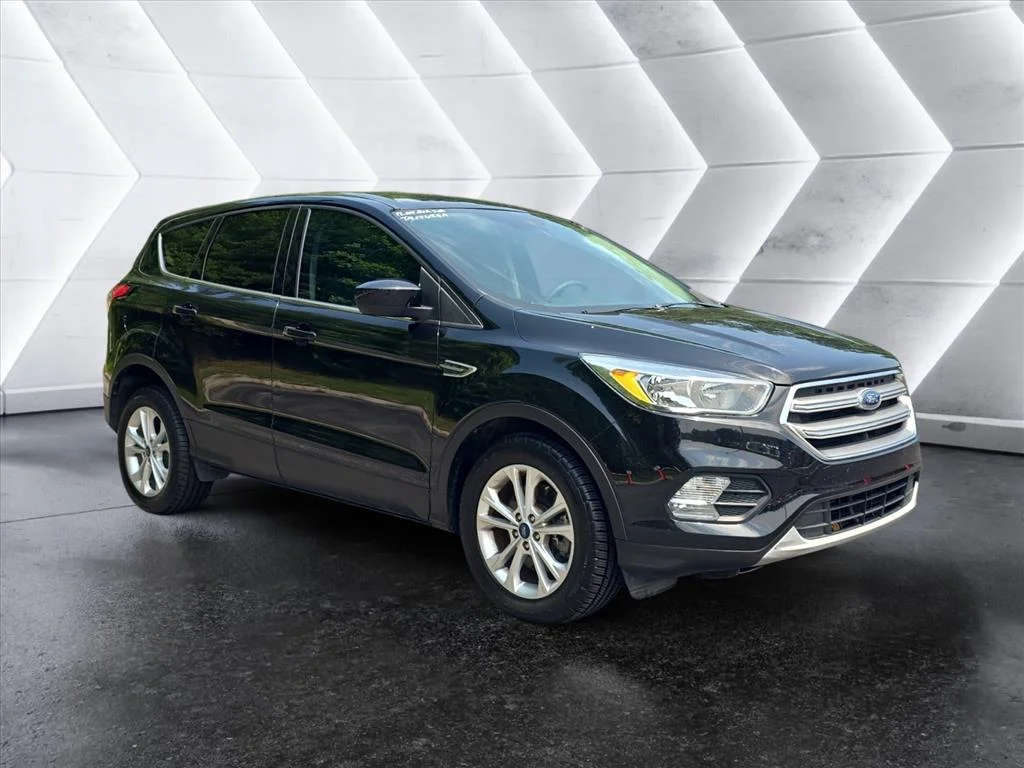 Used 2017 Black Ford SE image 7