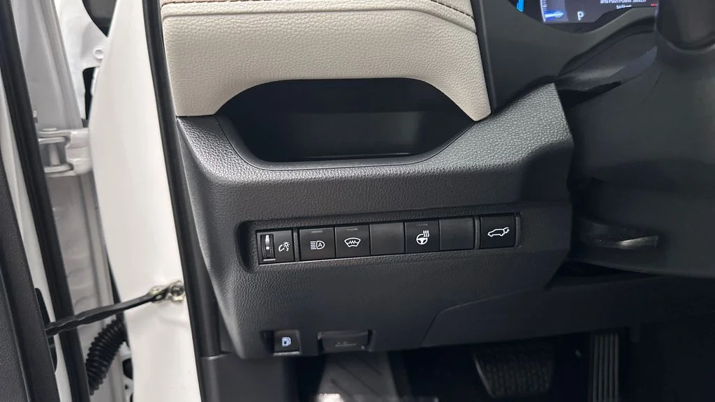 Certified Used 2025 Beige Toyota XLE Premium image 20