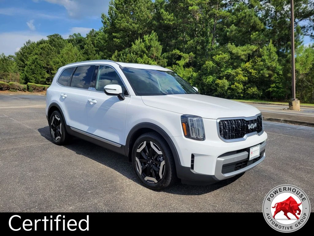 Used 2023 White Kia EX image 9