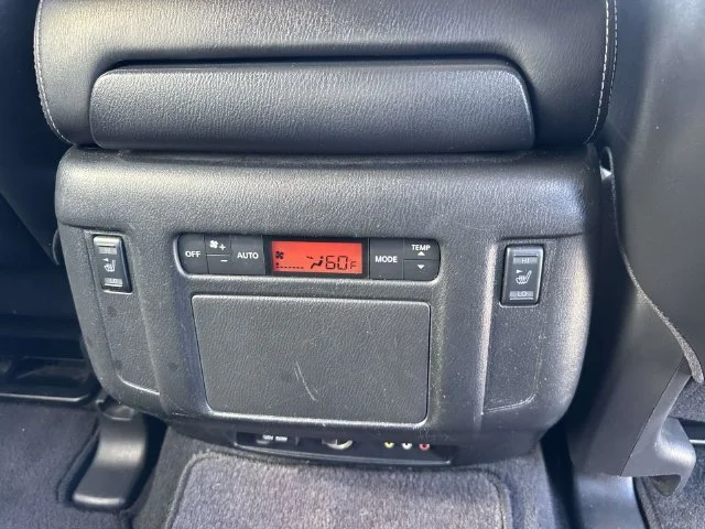 Used 2017 Gray Nissan Platinum image 19