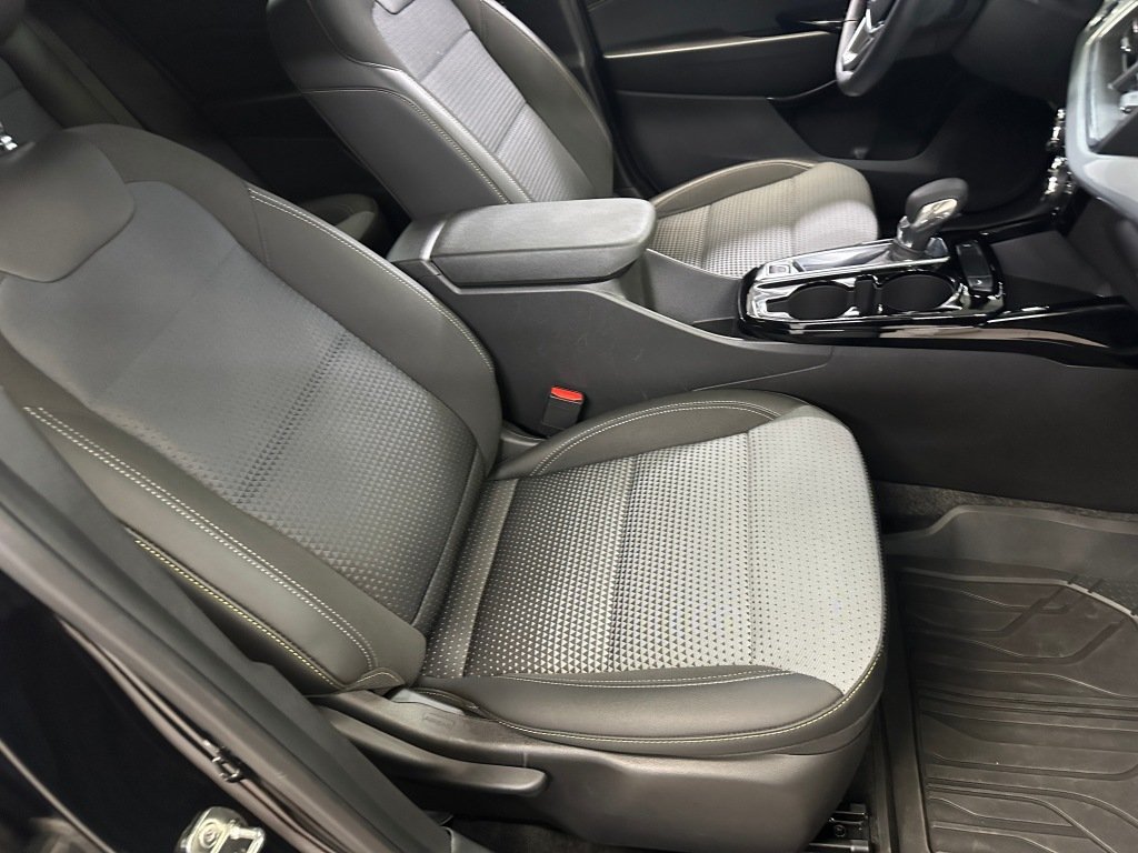2024 Chevrolet Trax LT - Photo 29
