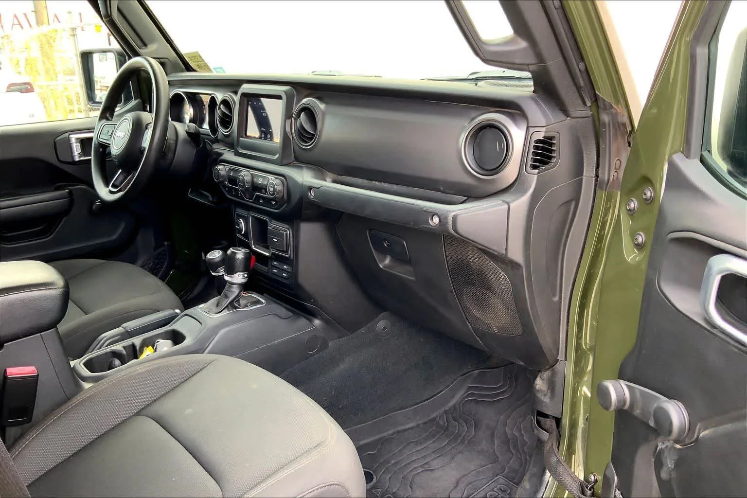 Used 2022 Grn/green Jeep Willys Sport image 22