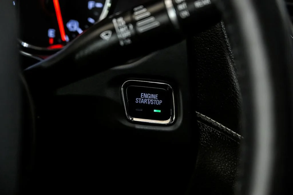 Used 2022 Ebony Twilight Metallic GMC Denali image 21