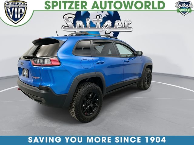 Used 2019 Blue Jeep Trailhawk image 11
