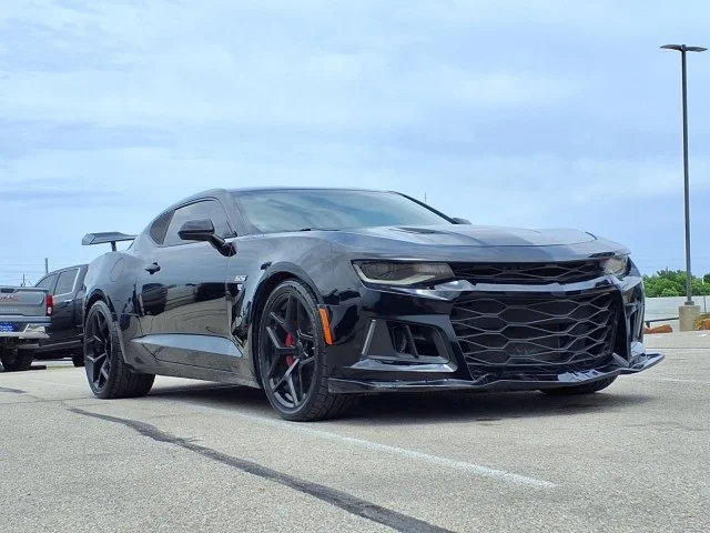 2017 Chevrolet Camaro 6.2 1SS's photo