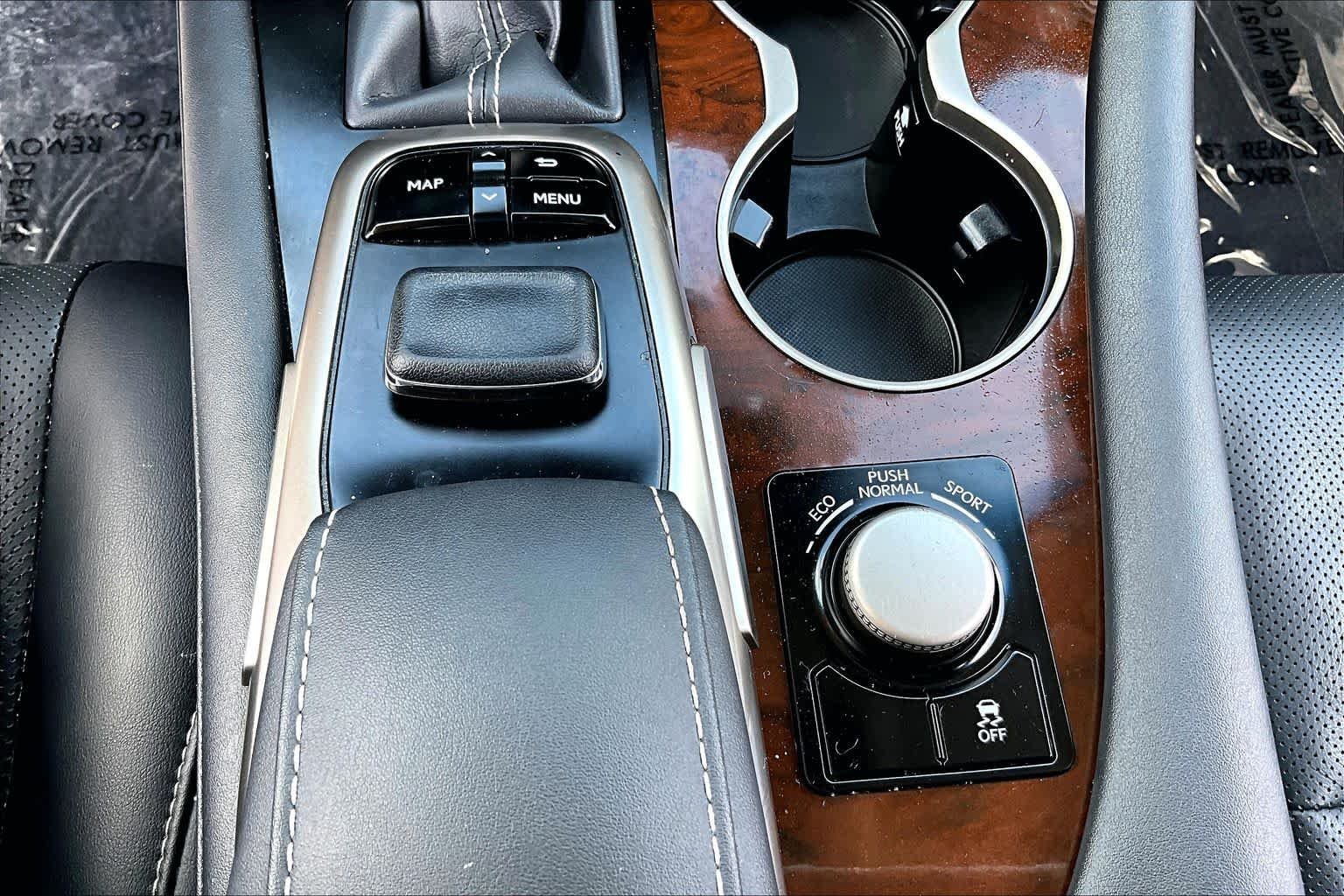 Used 2019 Silver Lining Metallic Lexus  image 33