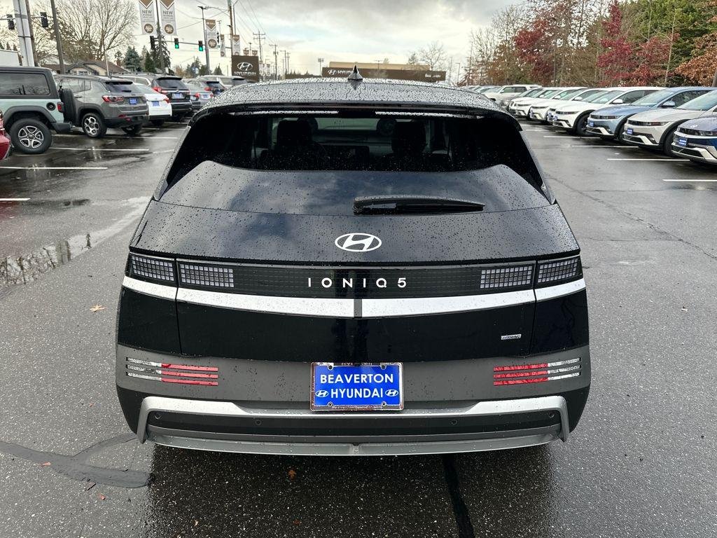 New 2026 Black Hyundai SEL image 5