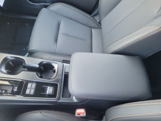 New 2026 ICE SILVER METALLIC Subaru Wilderness image 18