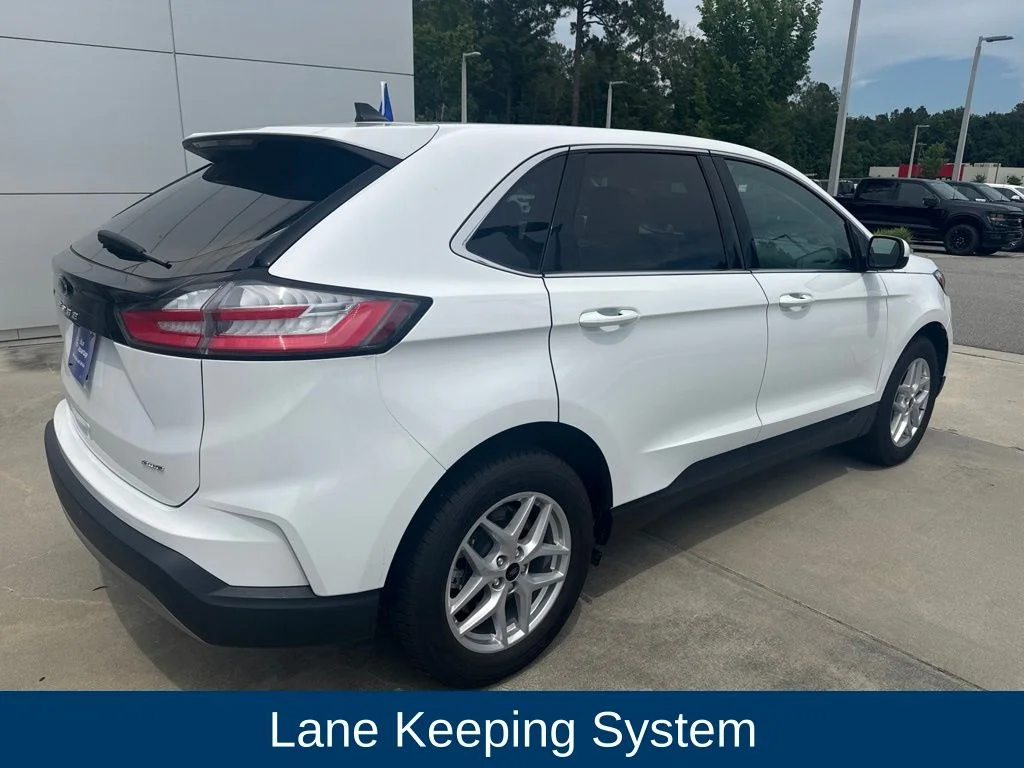 Certified Used 2024 Oxford White Ford SEL image 6