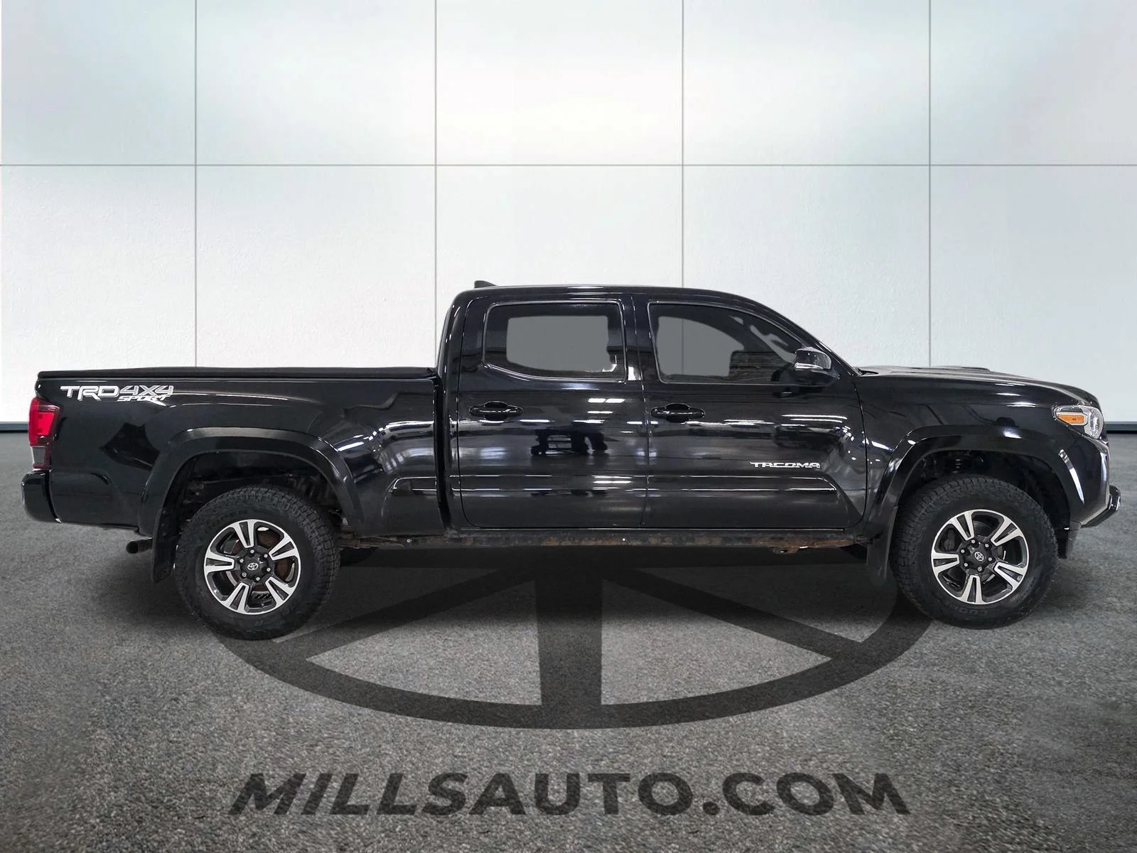 Used 2019  Toyota TRD Sport image 9