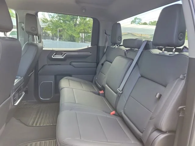 2025 Chevrolet Silverado 1500 LTZ - Photo 16