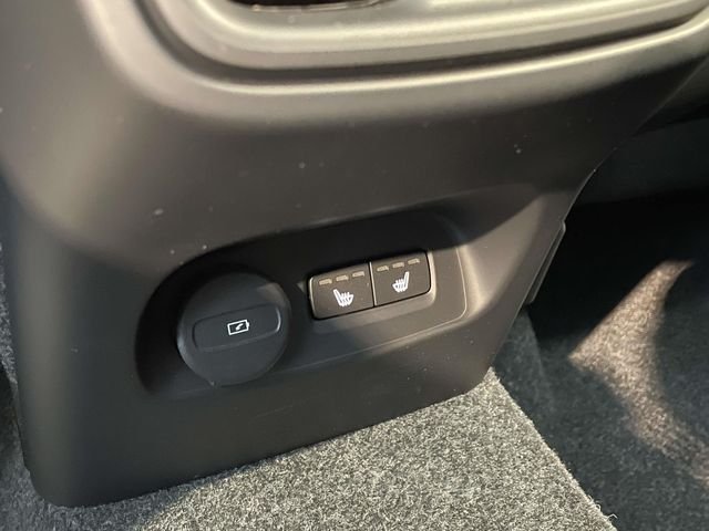 2026 Volvo XC40 Ultra Black Edition - Photo 21