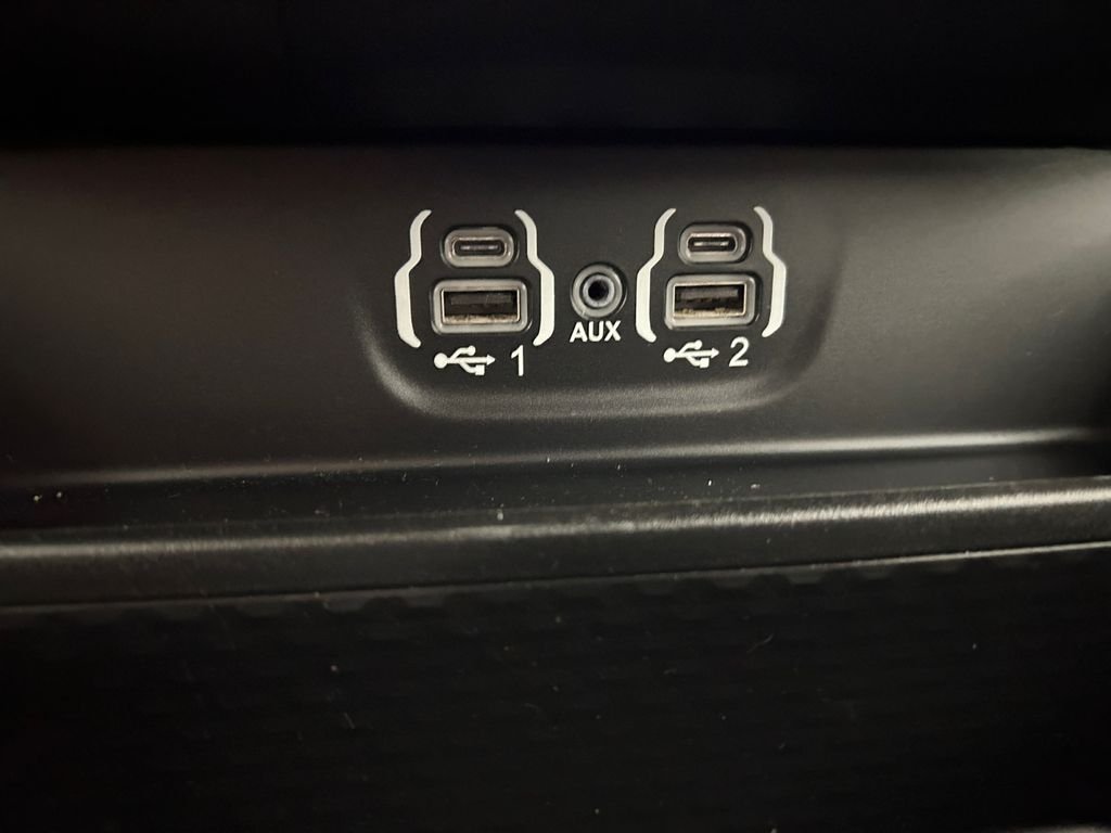 Used 2022 White Ram Laramie image 30