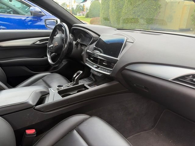 Used 2022 White Cadillac Luxury image 8