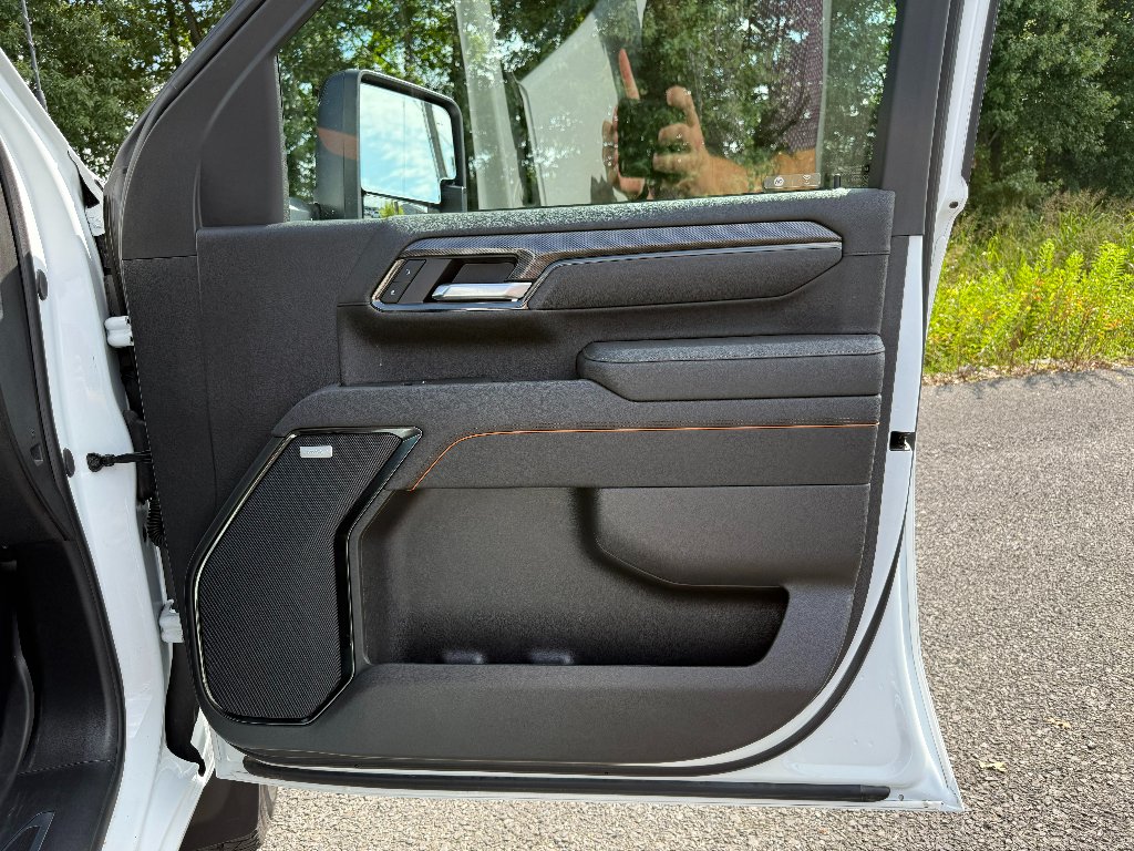 2025 GMC Sierra 2500HD AT4 - Photo 29